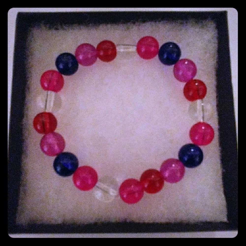 🔥CLEARANCE! Rainbow Crystal Bracelet - Picture 1 of 8